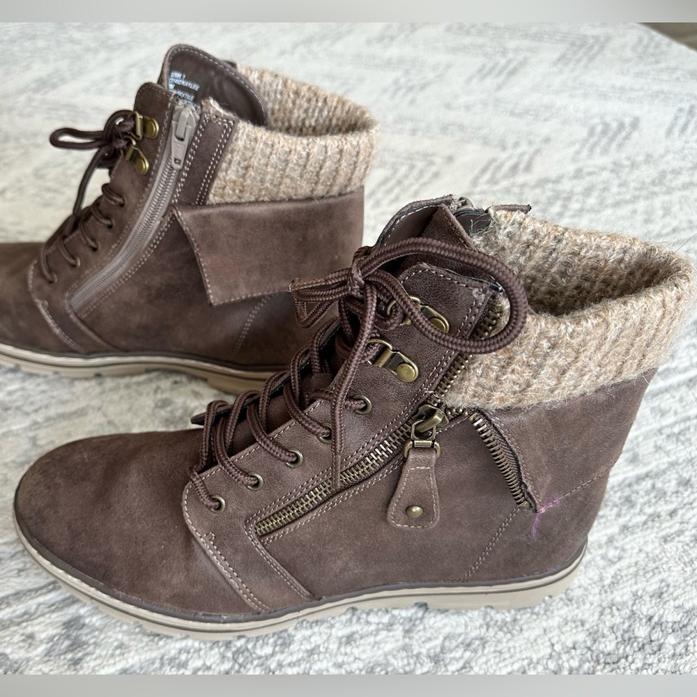 Cliffs by WHITE MOUNTAIN Brown Shoes